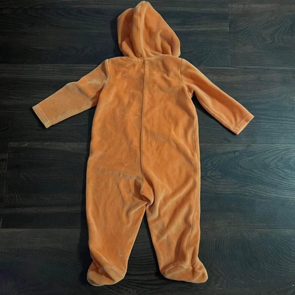 6-9 months soft pumpkin costume footie sleeper - Picture 3 of 7